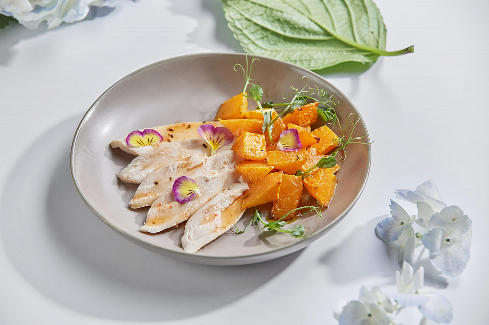 Печёная тыква с куриной грудкой